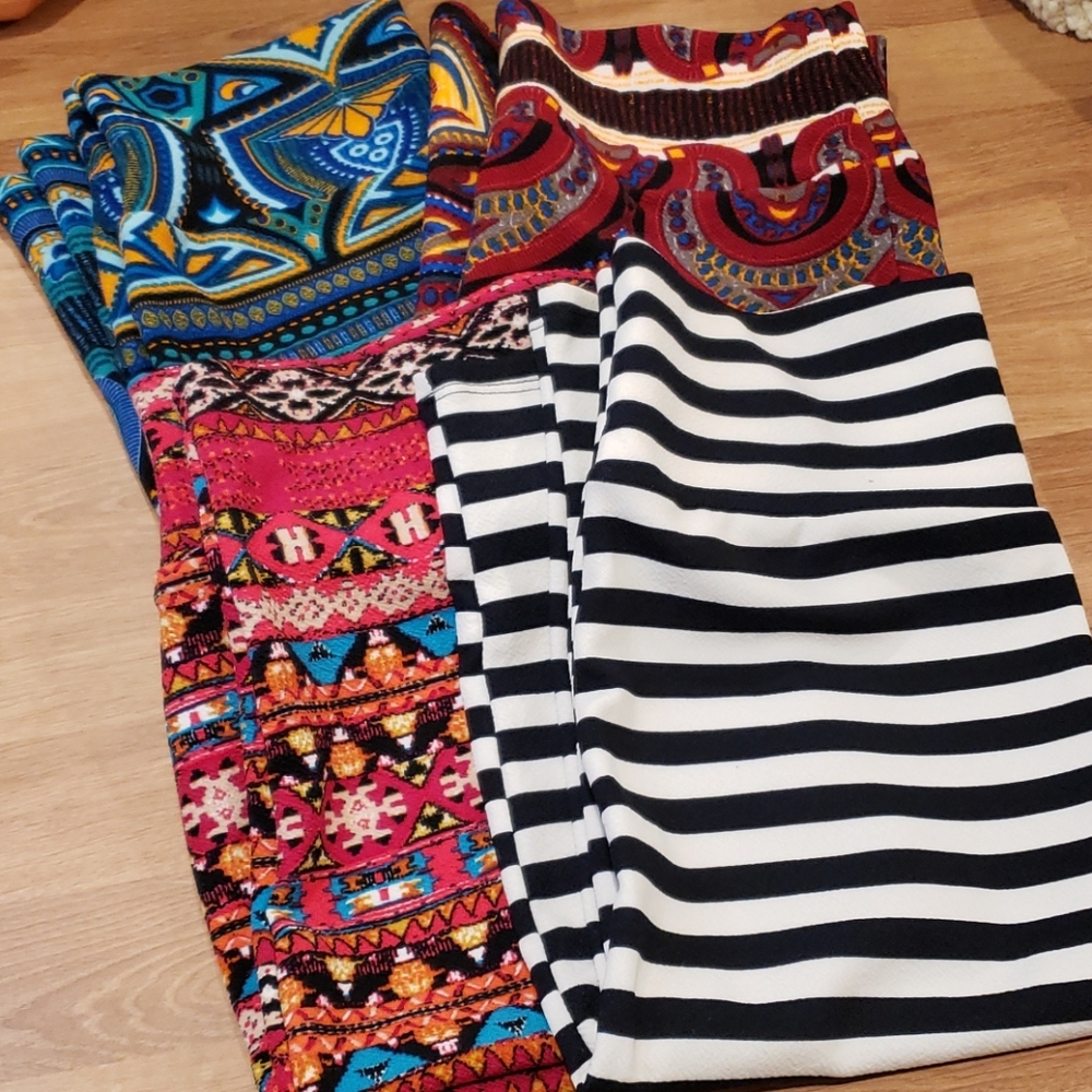 4 stretchy pencil skirts, sizes S and XS
